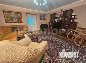 4-к квартира, вторичка, 122м2, 3/10 этаж