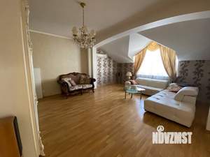 4-к квартира, вторичка, 200м2, 10/10 этаж