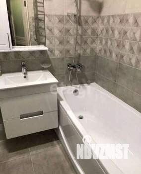 Студия квартира, вторичка, 30м2, 10/32 этаж