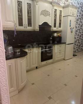 3-к квартира, вторичка, 90м2, 2/17 этаж