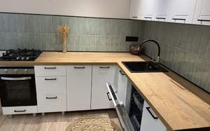 3-к квартира, вторичка, 63м2, 1/9 этаж