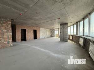 3-к квартира, вторичка, 89м2, 23/32 этаж