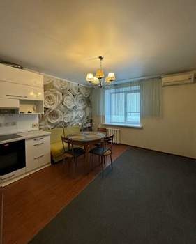 2-к квартира, вторичка, 74м2, 8/18 этаж