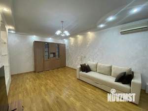 2-к квартира, вторичка, 60м2, 7/16 этаж
