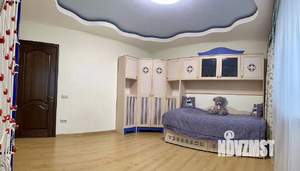 4-к квартира, вторичка, 164м2, 16/18 этаж