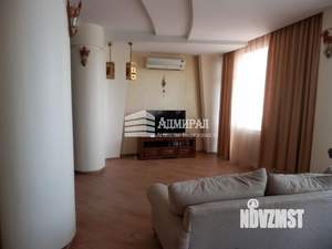 3-к квартира, вторичка, 135м2, 8/12 этаж