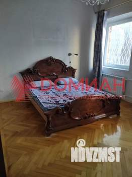 4-к квартира, вторичка, 170м2, 3/3 этаж