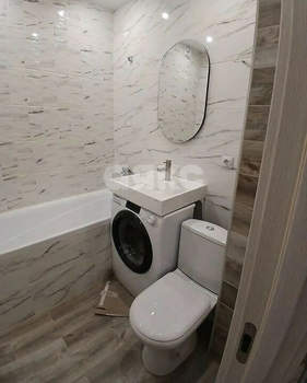 1-к квартира, вторичка, 42м2, 9/9 этаж