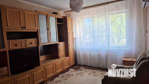 2-к квартира, вторичка, 54м2, 1/9 этаж