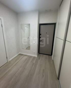 1-к квартира, вторичка, 42м2, 8/20 этаж