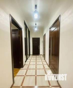 2-к квартира, вторичка, 75м2, 8/17 этаж