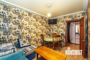 3-к квартира, вторичка, 58м2, 3/5 этаж