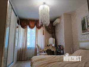 4-к квартира, вторичка, 138м2, 3/9 этаж