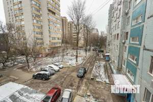4-к квартира, вторичка, 170м2, 3/3 этаж