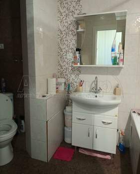 3-к квартира, вторичка, 64м2, 3/10 этаж