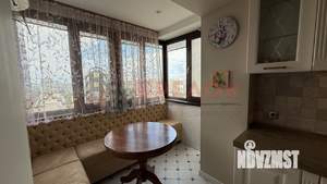 4-к квартира, вторичка, 200м2, 16/17 этаж