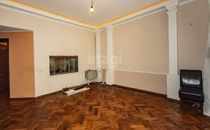 3-к квартира, вторичка, 63м2, 1/3 этаж