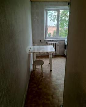 4-к квартира, вторичка, 60м2, 5/5 этаж