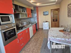 3-к квартира, вторичка, 82м2, 8/10 этаж