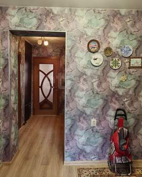 3-к квартира, вторичка, 61м2, 3/5 этаж