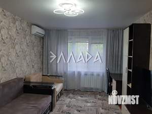 2-к квартира, вторичка, 54м2, 1/9 этаж