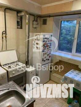 3-к квартира, вторичка, 52м2, 2/4 этаж