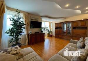 3-к квартира, вторичка, 110м2, 9/10 этаж