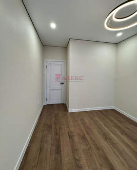 2-к квартира, вторичка, 56м2, 8/13 этаж