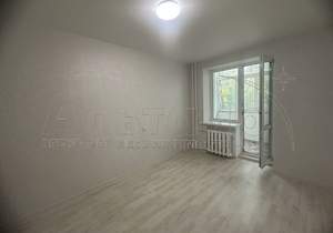 3-к квартира, вторичка, 65м2, 1/1 этаж