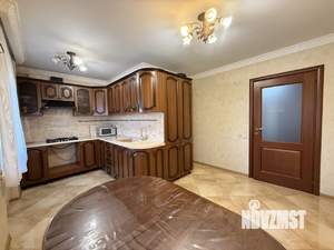 4-к квартира, вторичка, 105м2, 9/10 этаж