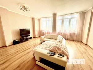 4-к квартира, вторичка, 122м2, 11/16 этаж