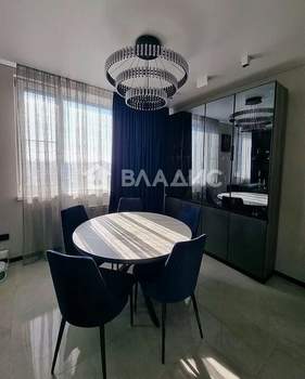 3-к квартира, вторичка, 102м2, 20/23 этаж