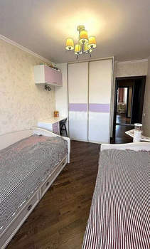 3-к квартира, вторичка, 84м2, 4/10 этаж