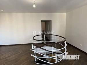 4-к квартира, вторичка, 100м2, 5/6 этаж