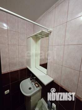 2-к квартира, вторичка, 42м2, 1/4 этаж