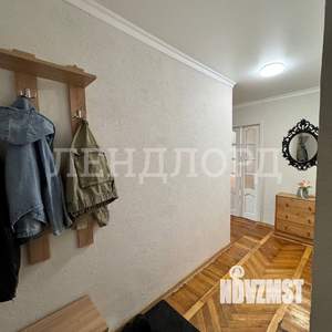 3-к квартира, вторичка, 57м2, 5/5 этаж