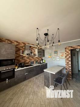 2-к квартира, вторичка, 64м2, 10/18 этаж