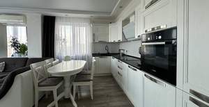 3-к квартира, вторичка, 79м2, 10/19 этаж