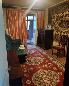 3-к квартира, вторичка, 65м2, 1/9 этаж