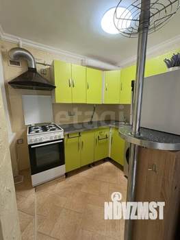 3-к квартира, вторичка, 50м2, 1/4 этаж