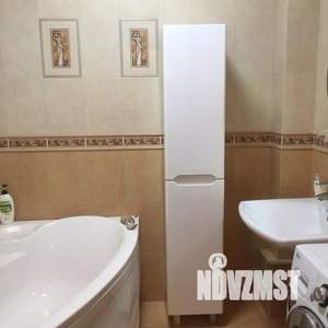 2-к квартира, вторичка, 66м2, 10/16 этаж