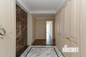 4-к квартира, вторичка, 174м2, 18/19 этаж