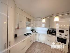 3-к квартира, вторичка, 97м2, 2/10 этаж