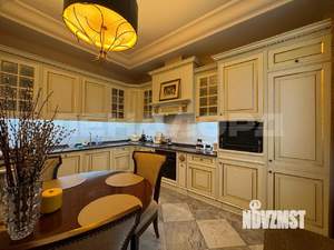 3-к квартира, вторичка, 95м2, 4/4 этаж