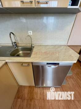 4-к квартира, вторичка, 122м2, 11/16 этаж