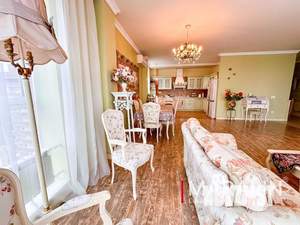 4-к квартира, вторичка, 206м2, 17/18 этаж