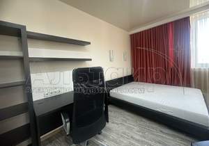 2-к квартира, вторичка, 67м2, 10/17 этаж
