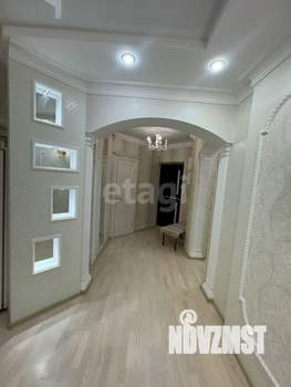 3-к квартира, вторичка, 100м2, 20/25 этаж