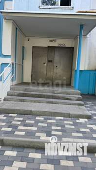 2-к квартира, вторичка, 54м2, 1/10 этаж