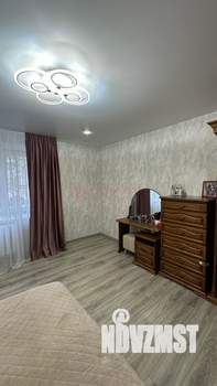 2-к квартира, вторичка, 64м2, 1/17 этаж